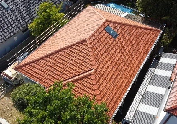Tile Roofing Service 600w